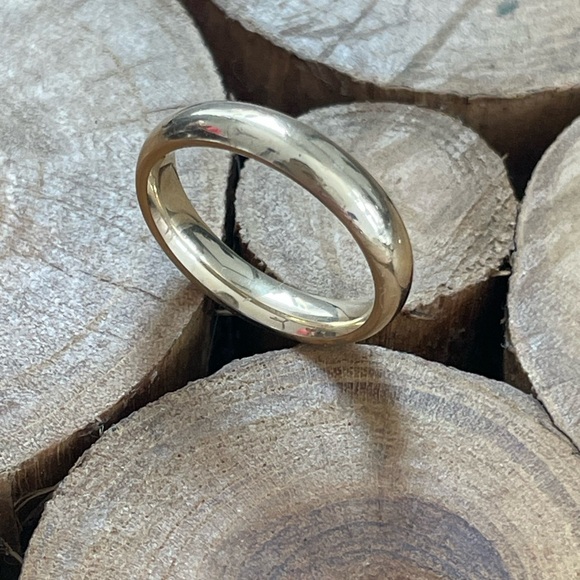 1960s Vintage 14K Yellow Gold Wedding Band - JR Wood Size 6 - Comfort Fit Ring - Picture 5 of 6